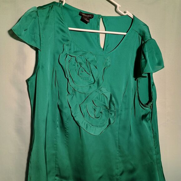 Green Cap Sleeve Blouse with Floral Appliqué – Spence Satin Top - Picture 2 of 4